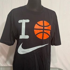 Nike dry-fit basketball tee medium